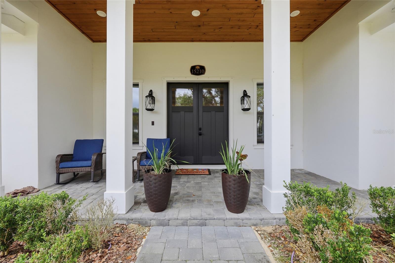 Image 9 of 86 For 15210 Oakland Avenue