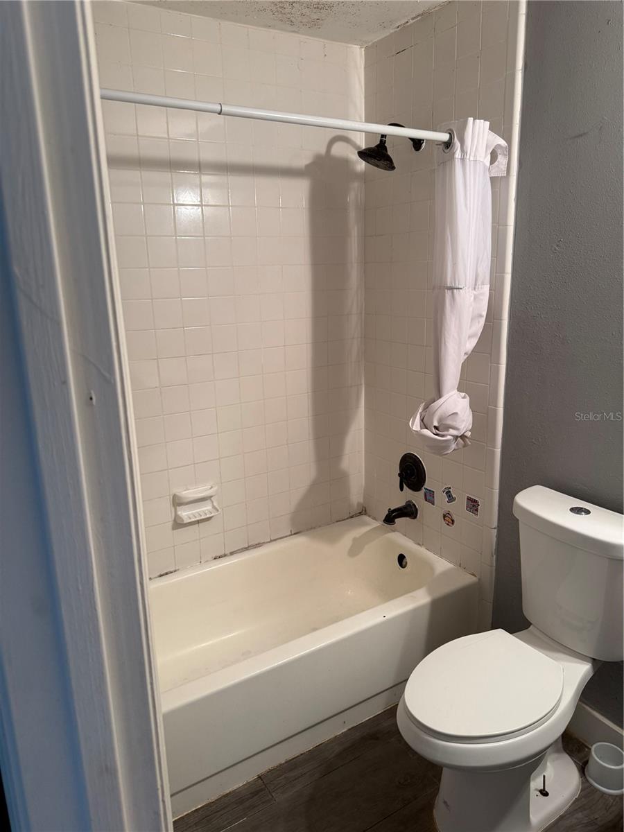 Image 13 of 17 For 3771 Grice Street