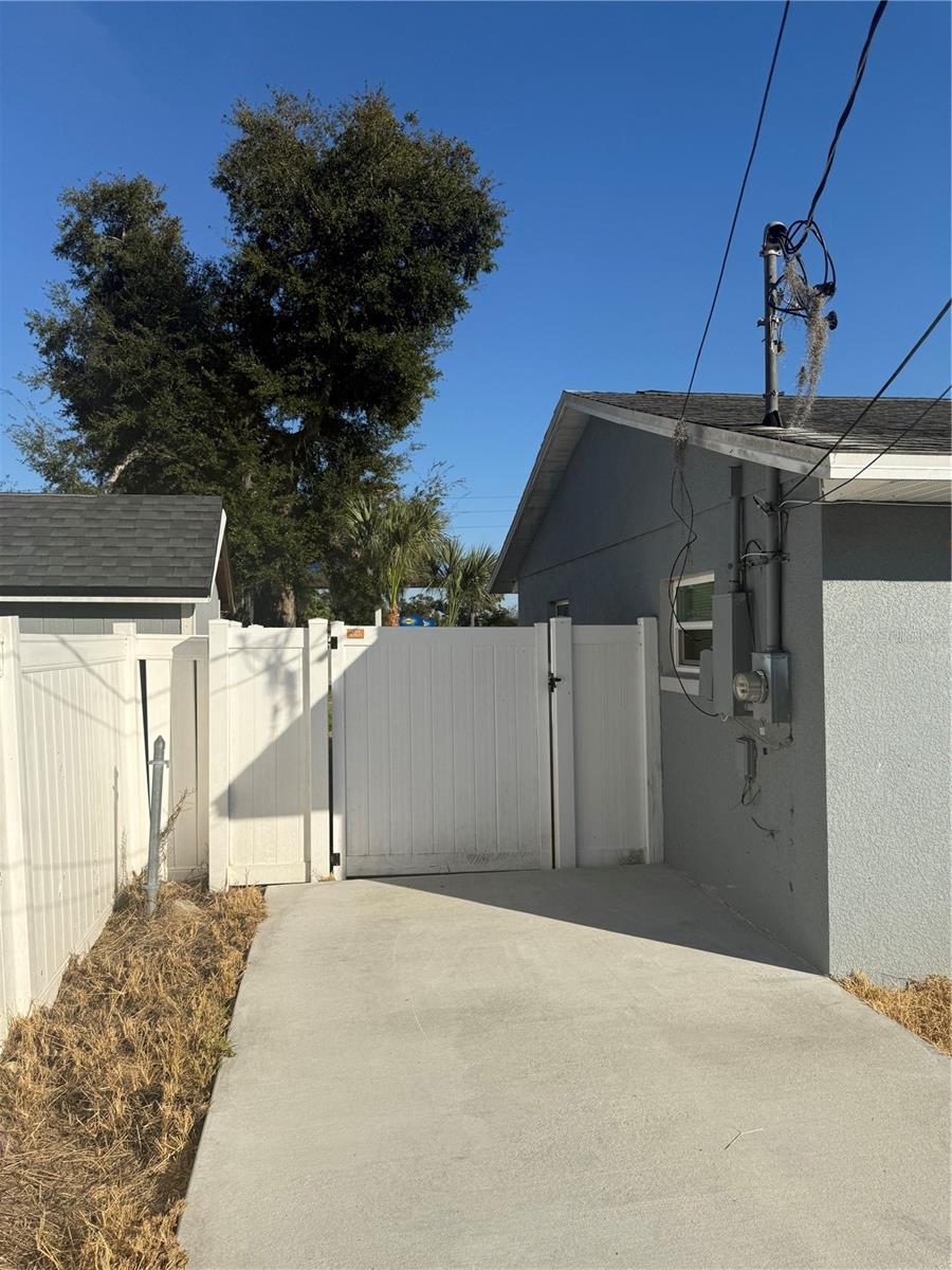 Image 2 of 17 For 3771 Grice Street