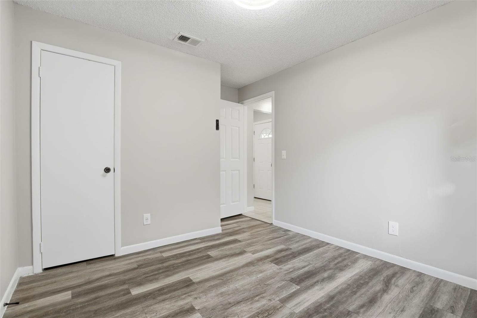 Image 17 of 26 For 3304 Jon Jon Drive