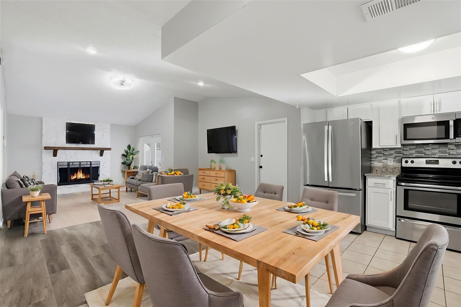 Image 3 of 26 For 3304 Jon Jon Drive