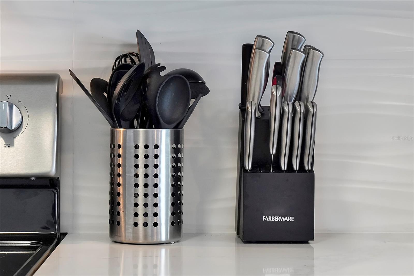 Image 16 of 95 For 7671 Otterspool Street