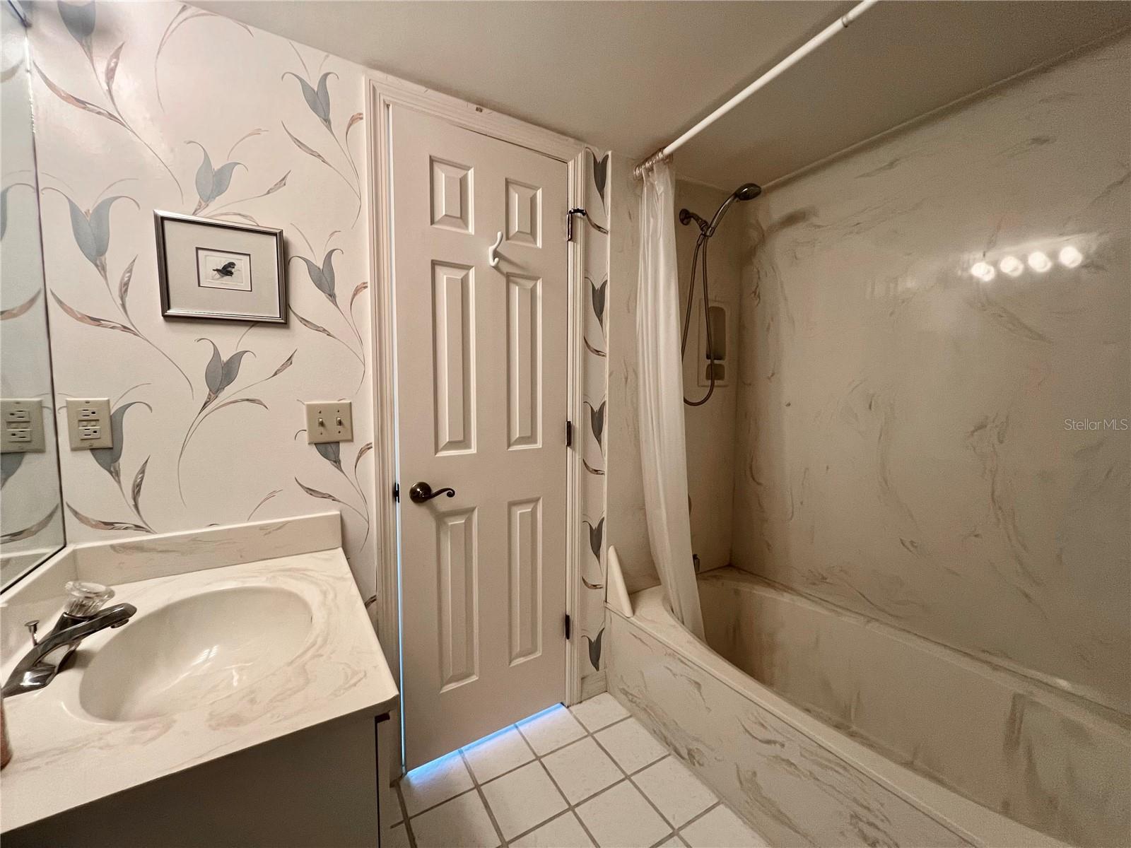 Image 14 of 31 For 2486 Harbour Cove Drive