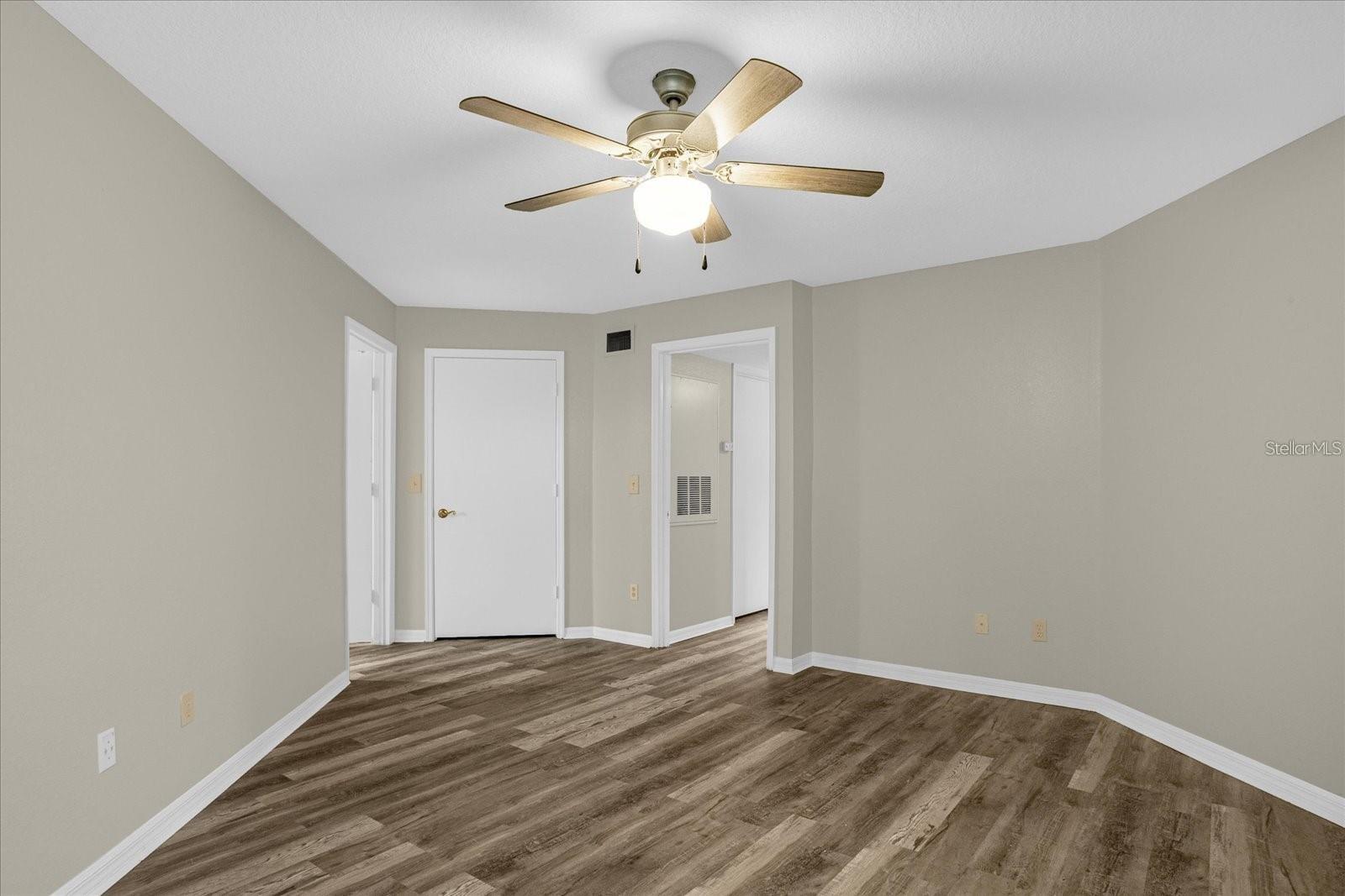 Image 14 of 22 For 7210 Westpointe Boulevard 1323