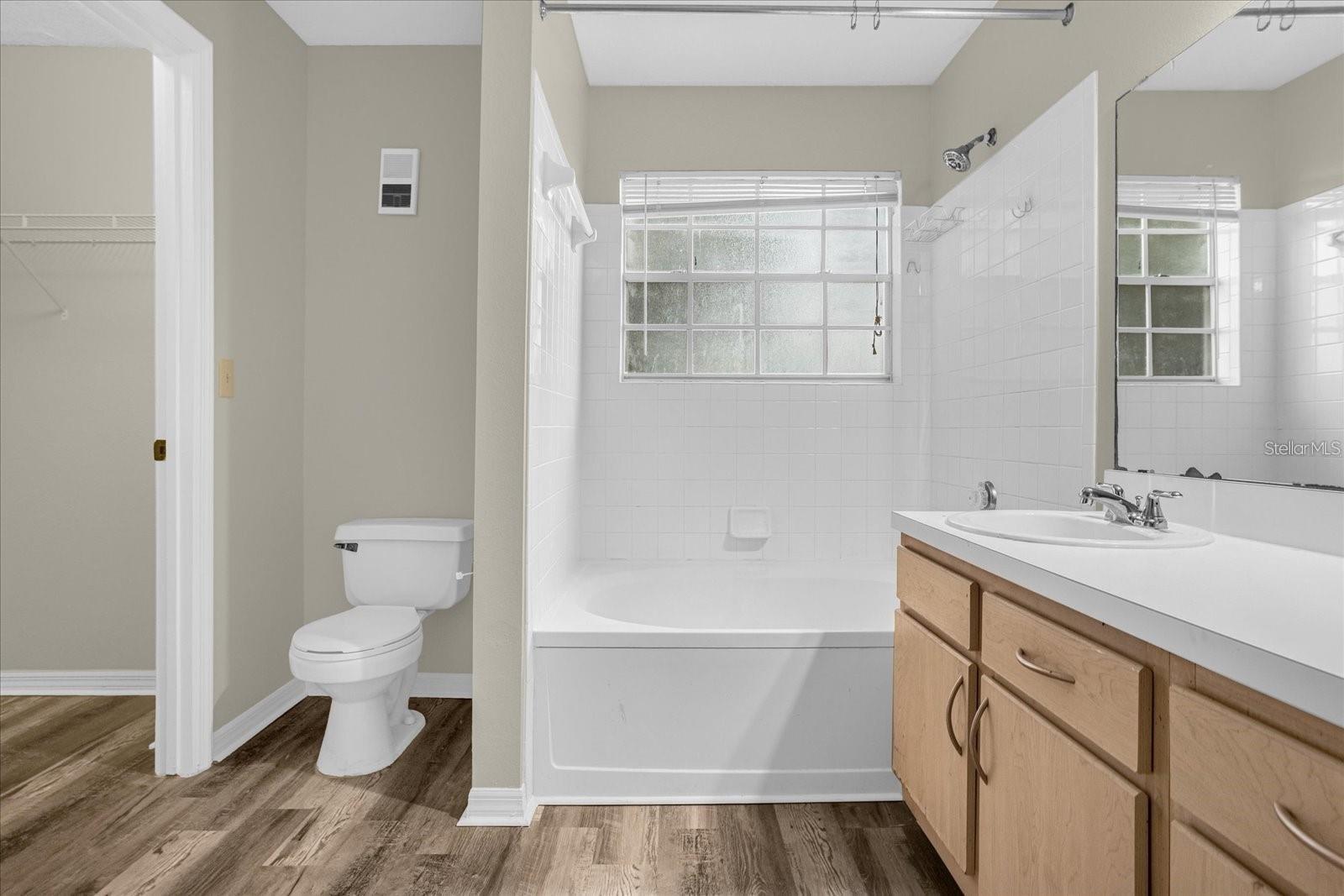 Image 16 of 22 For 7210 Westpointe Boulevard 1323