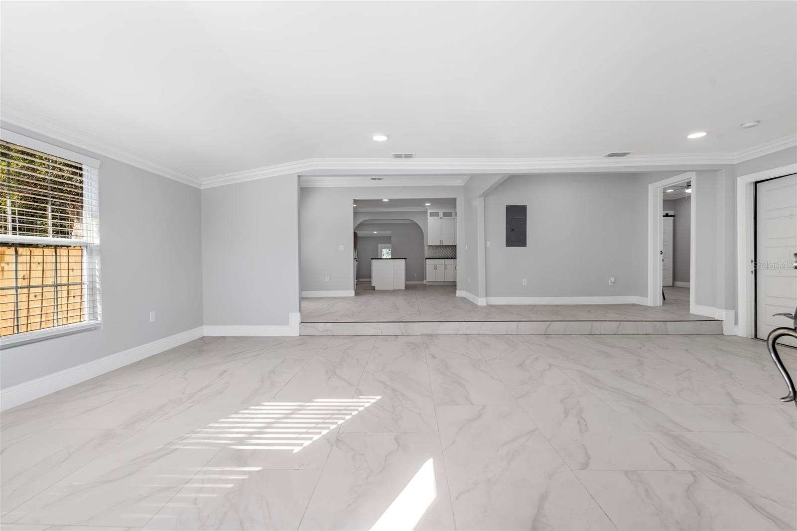 Image 20 of 31 For 1213 Nela Avenue