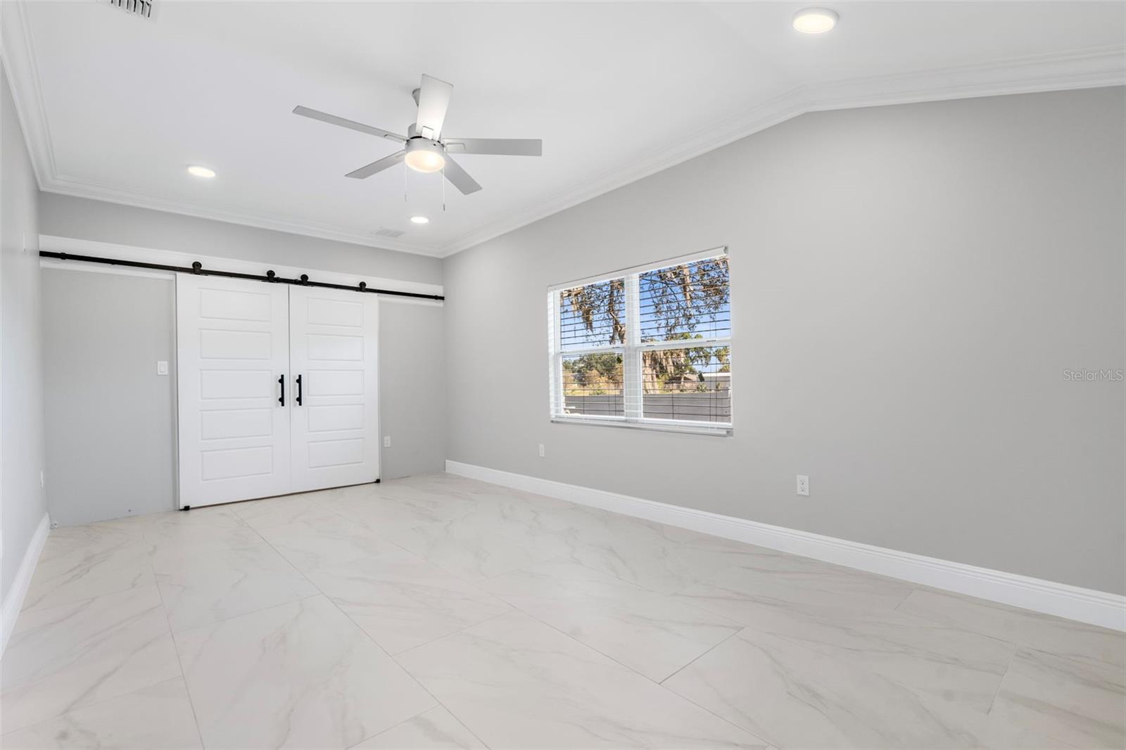 Image 22 of 31 For 1213 Nela Avenue