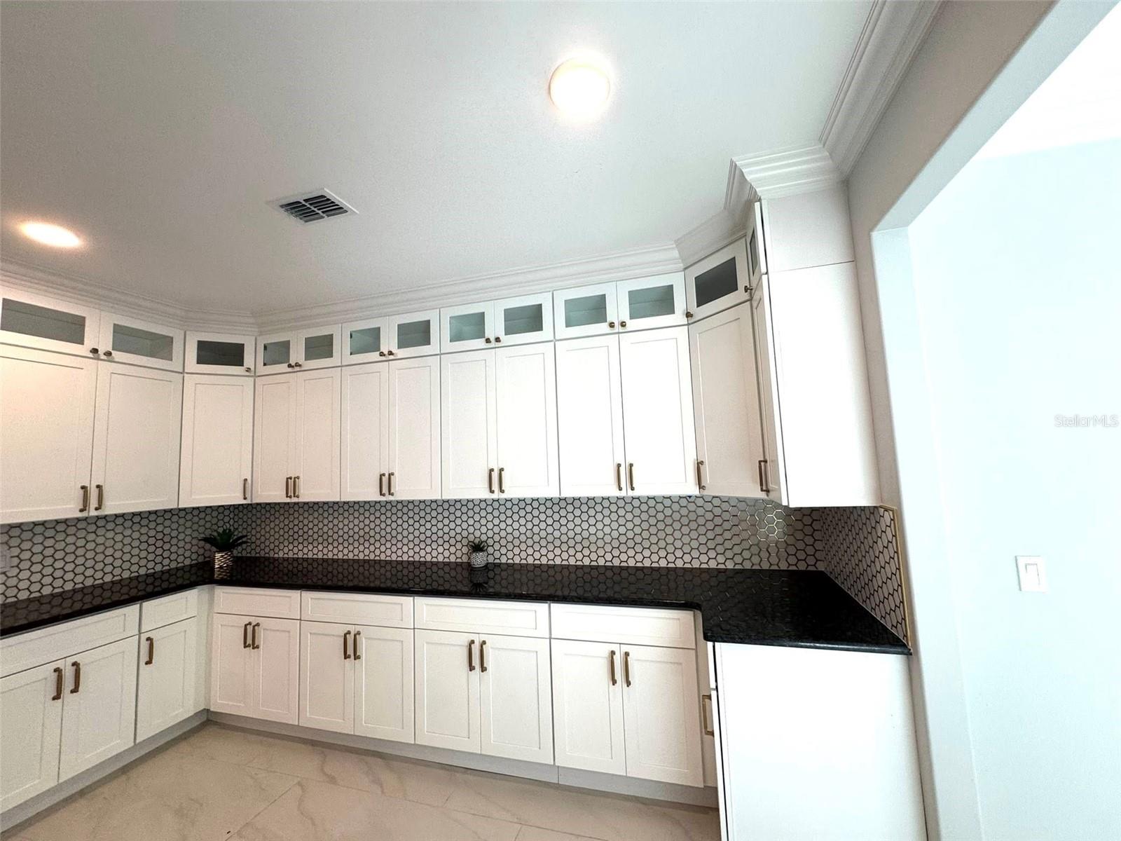 Image 6 of 8 For 1213 Nela Avenue