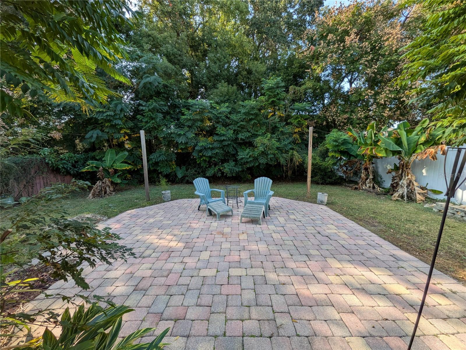 Image 24 of 26 For 1720 Crocker Avenue