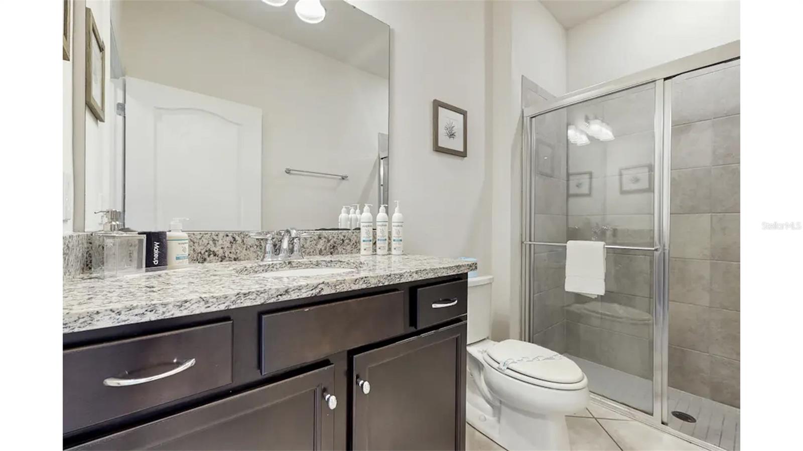 Image 17 of 26 For 7472 Oakmoss Loop