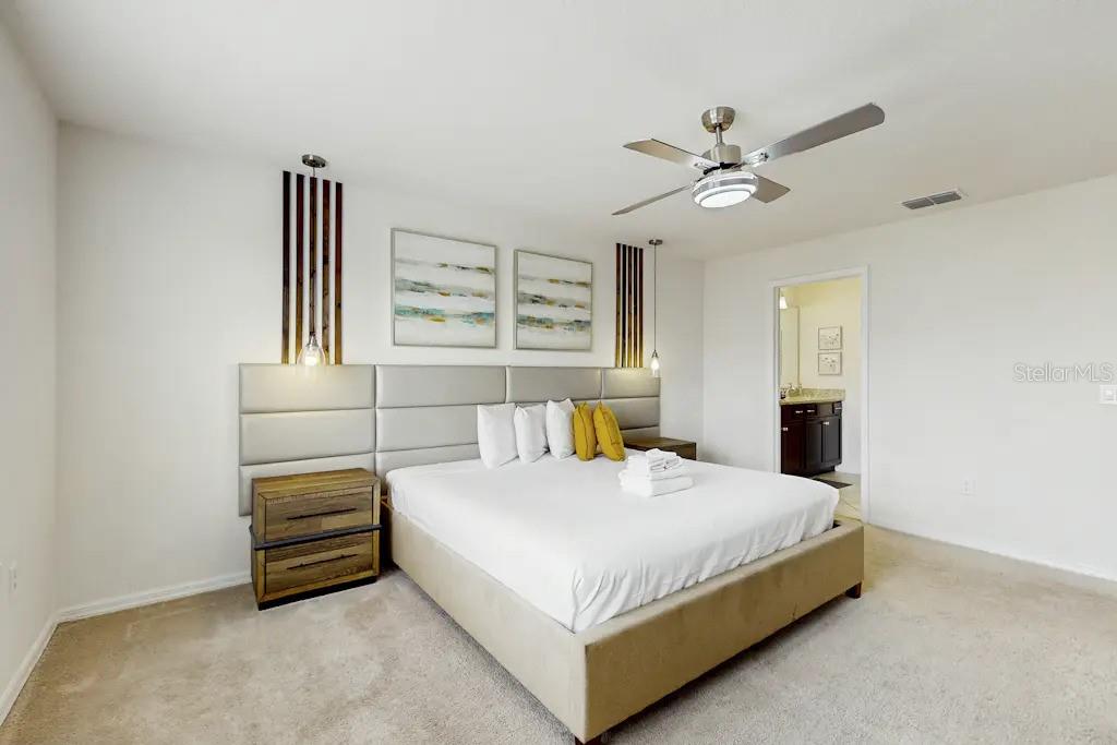 Image 4 of 26 For 7472 Oakmoss Loop