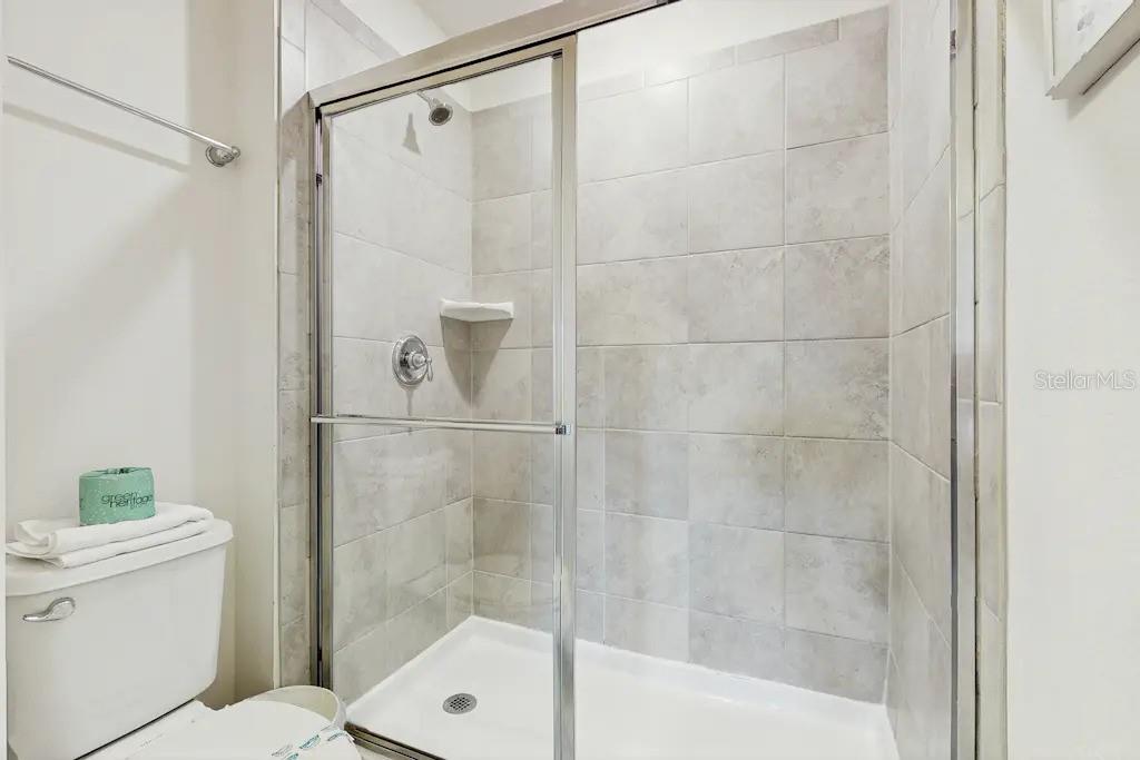 Image 6 of 26 For 7472 Oakmoss Loop