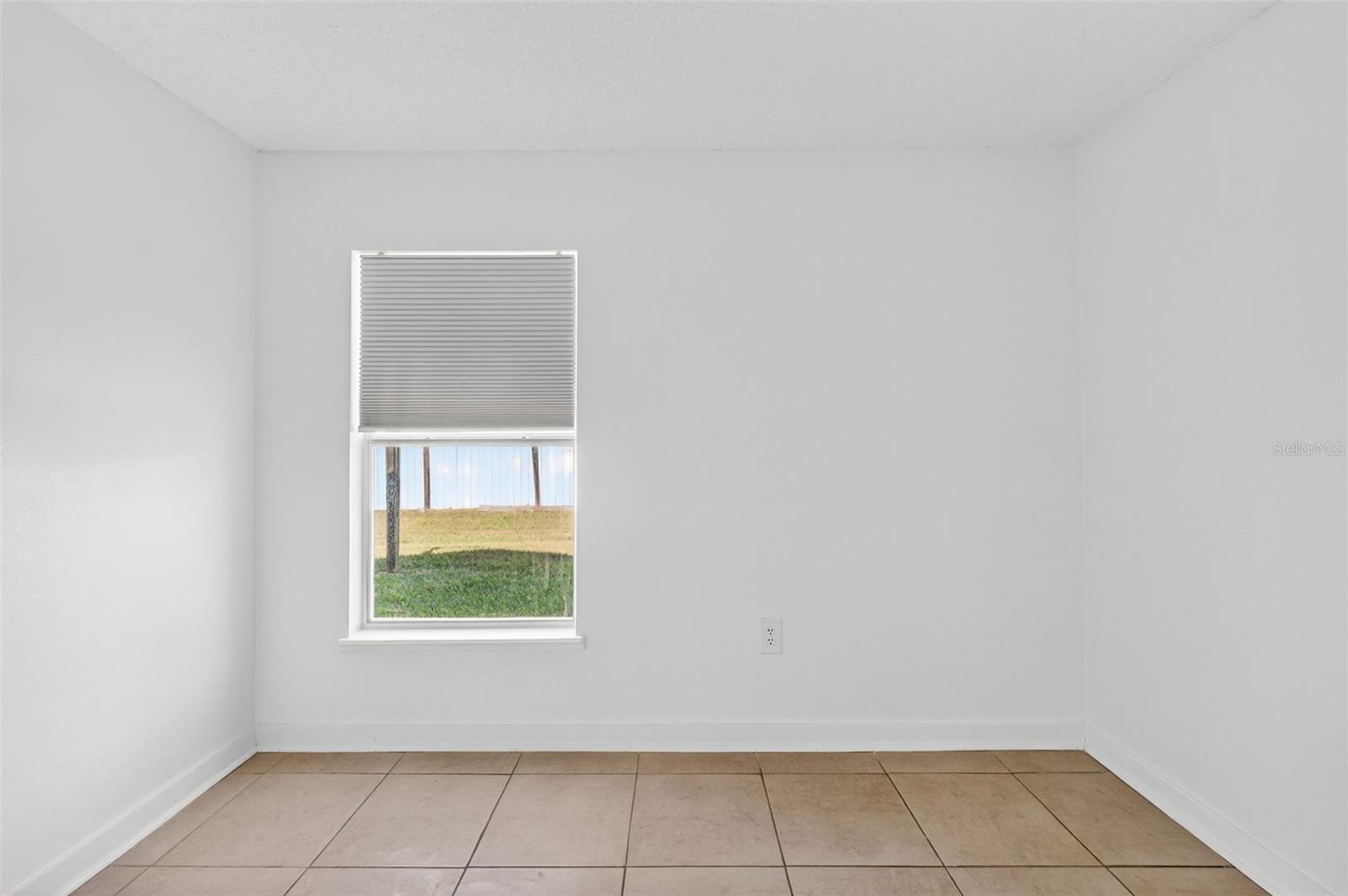 Image 34 of 53 For 2346 Queenswood Circle