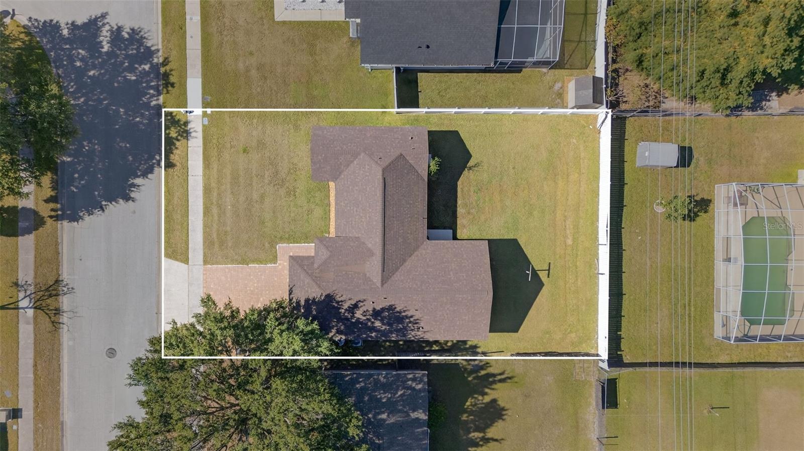 Image 44 of 53 For 2346 Queenswood Circle