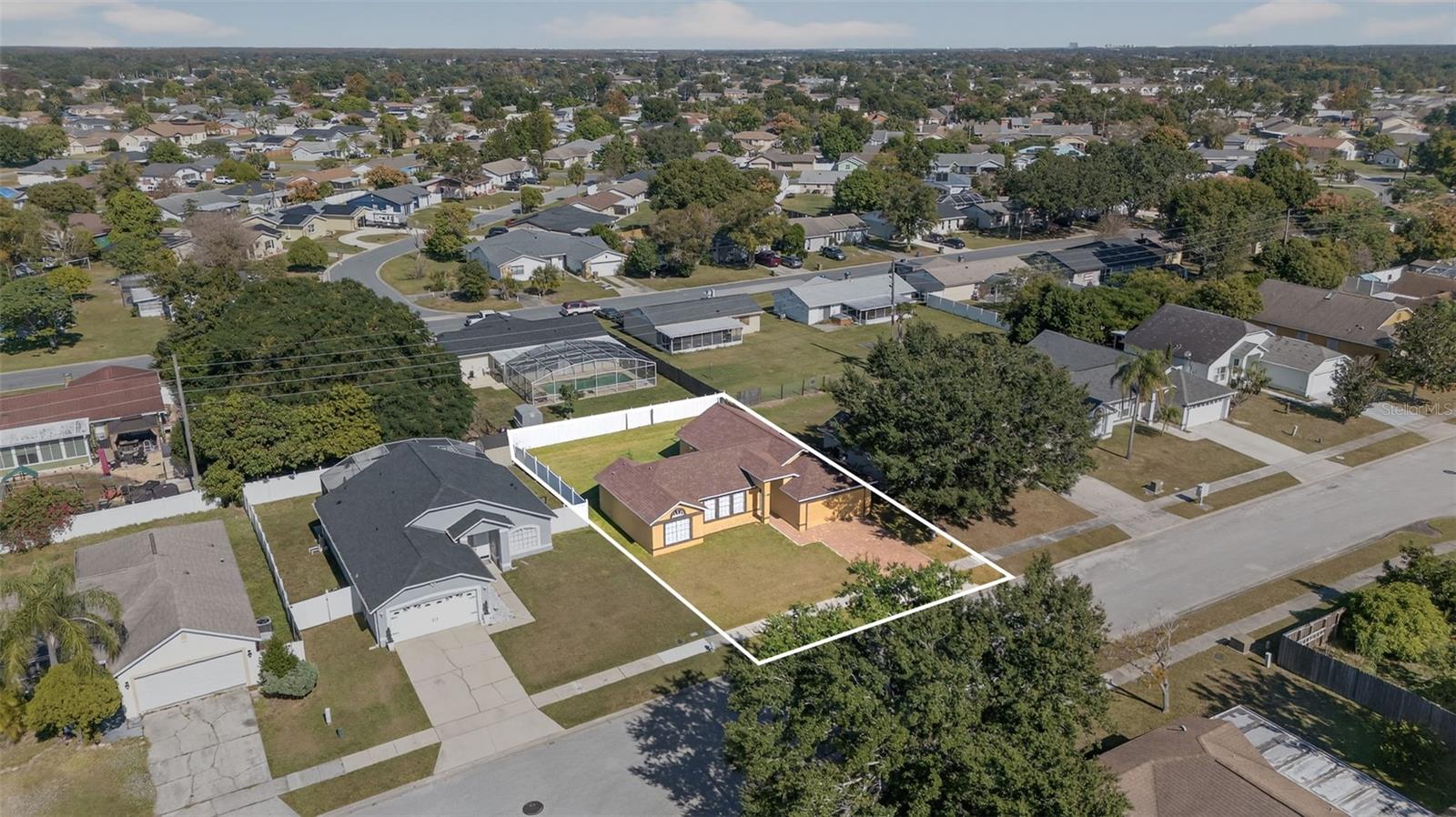 Image 49 of 53 For 2346 Queenswood Circle