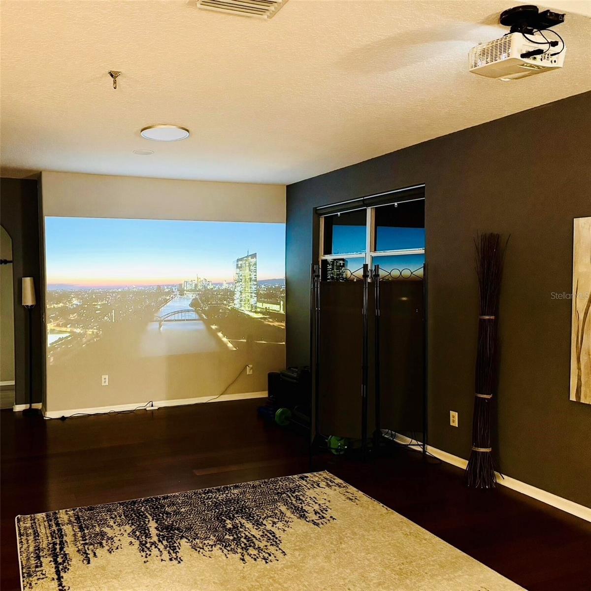 Image 14 of 75 For 18018 Malakai Isle Drive