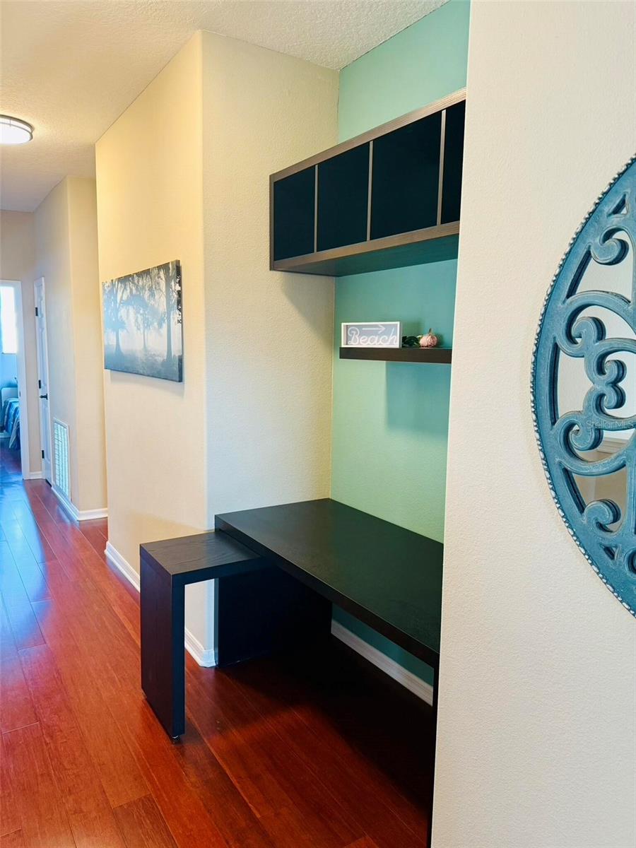 Image 31 of 75 For 18018 Malakai Isle Drive