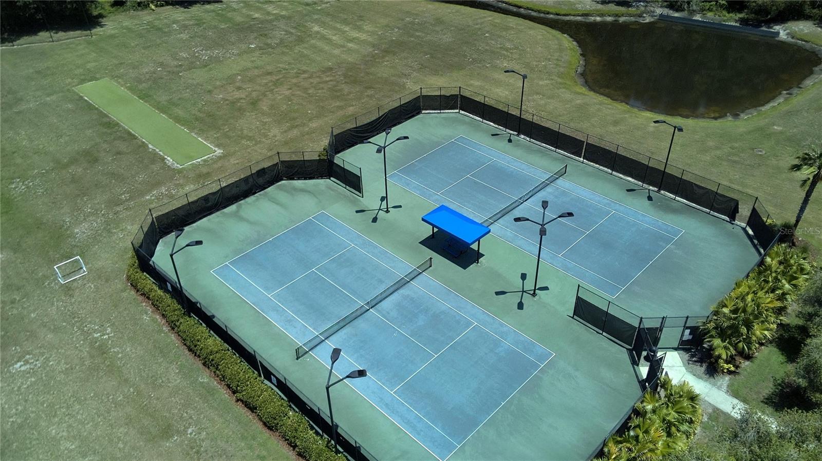 Image 70 of 75 For 18018 Malakai Isle Drive