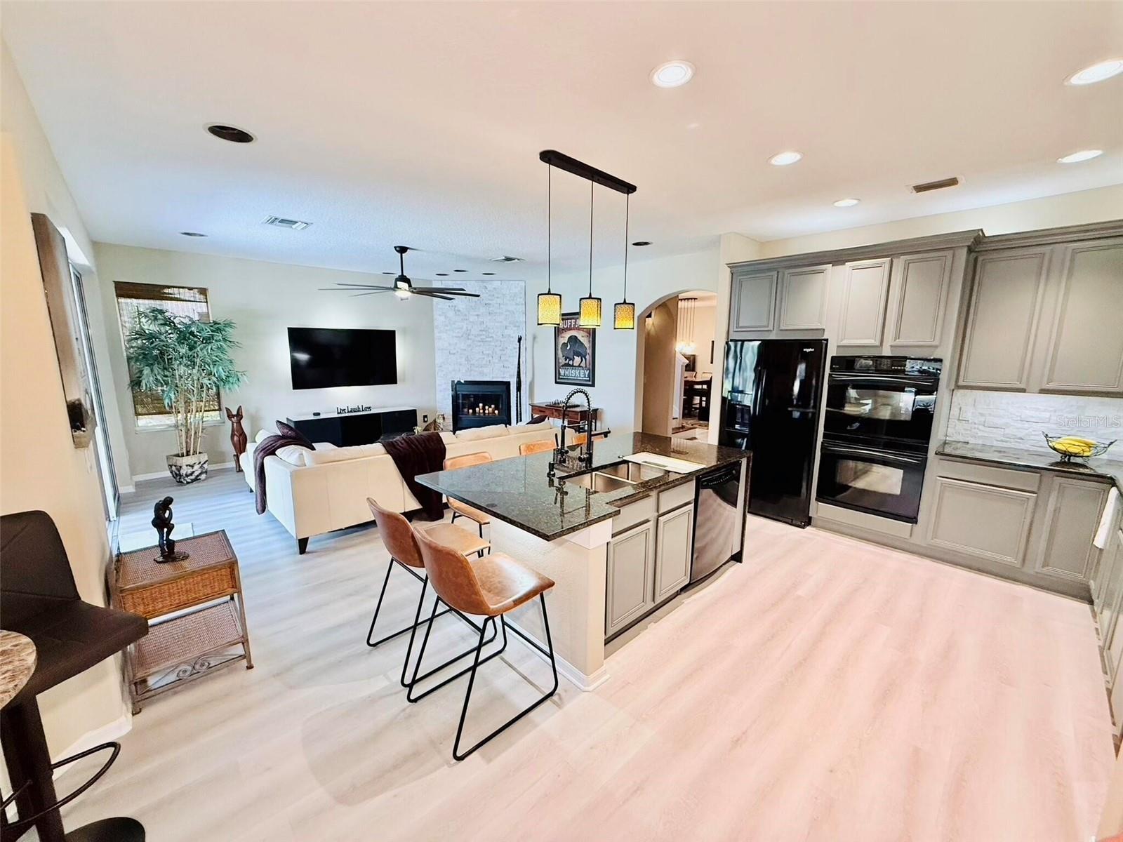 Image 9 of 75 For 18018 Malakai Isle Drive