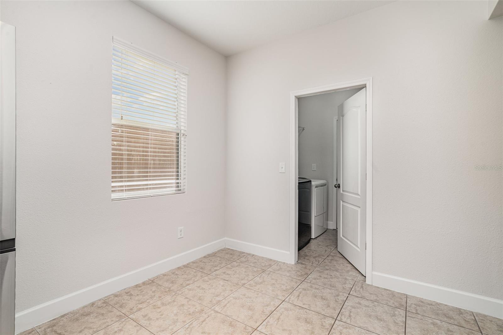 Image 24 of 28 For 572 Vista Ridge Drive