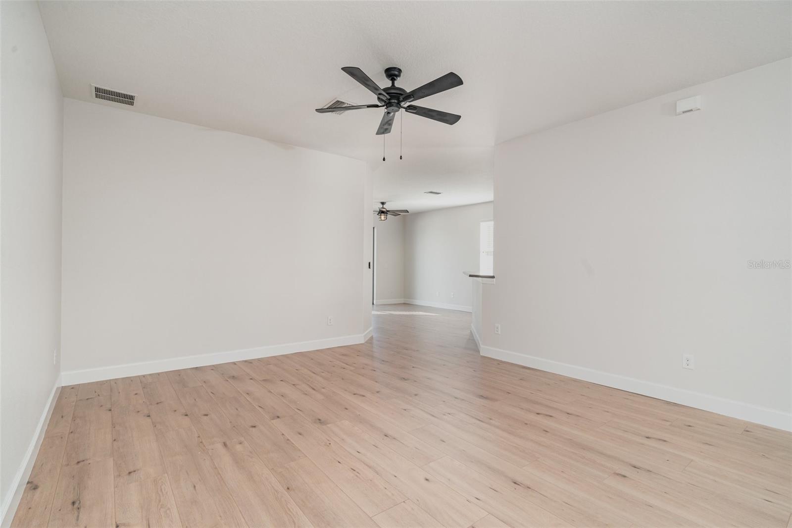 Image 8 of 28 For 572 Vista Ridge Drive