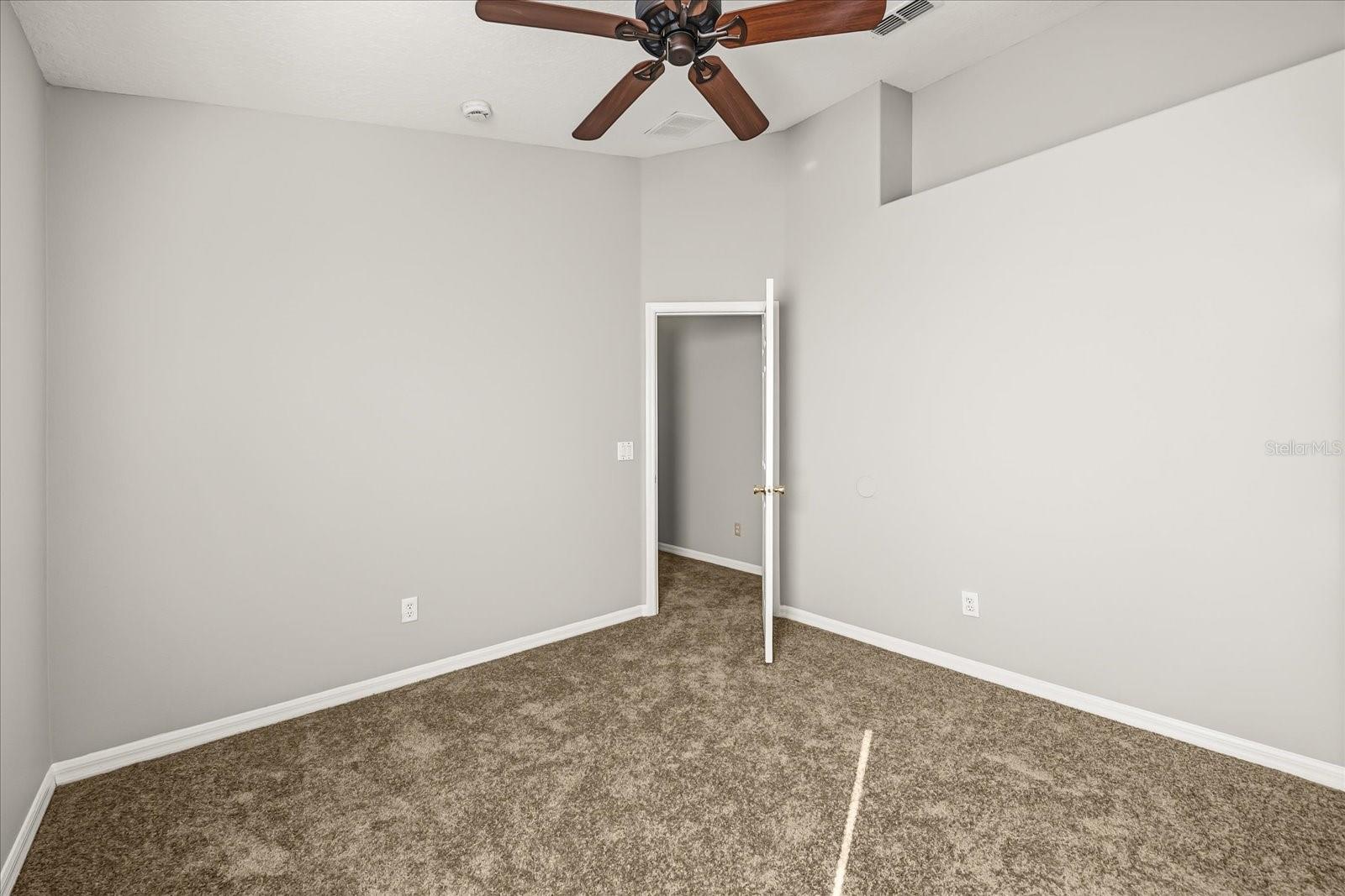 Image 18 of 34 For 9729 Pecky Cypress Way