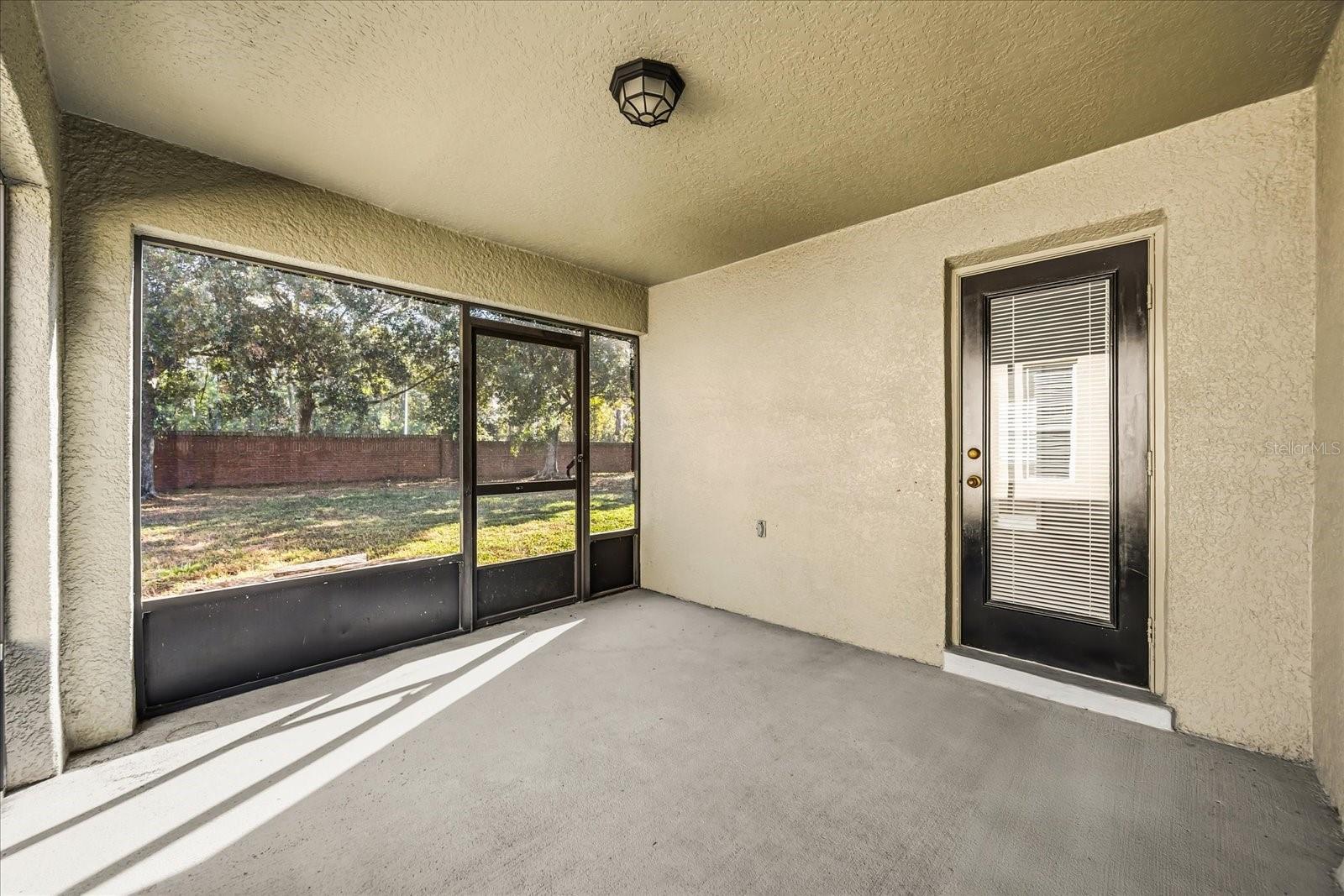 Image 25 of 34 For 9729 Pecky Cypress Way