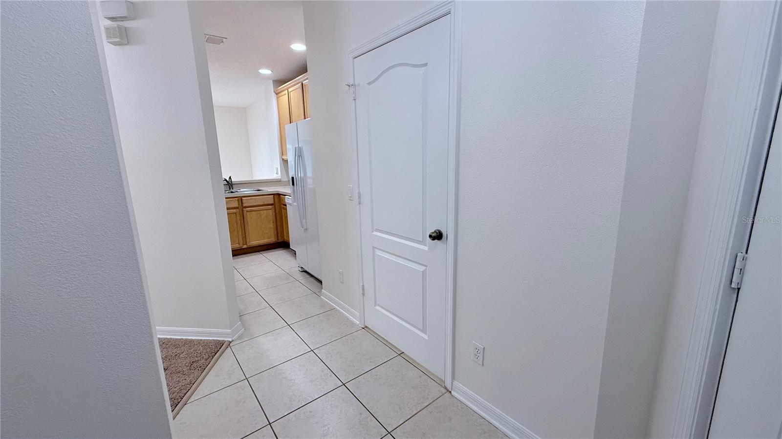 Image 3 of 34 For 10424 Kiplinger Lane 239