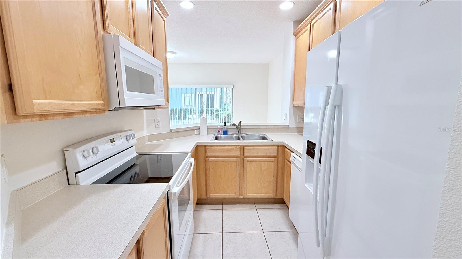 Image 8 of 34 For 10424 Kiplinger Lane 239