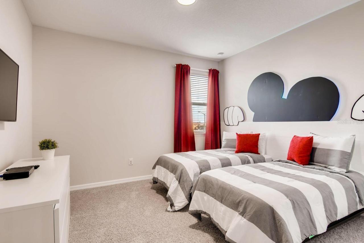 Image 16 of 47 For 9035 Sunshine Ridge Loop