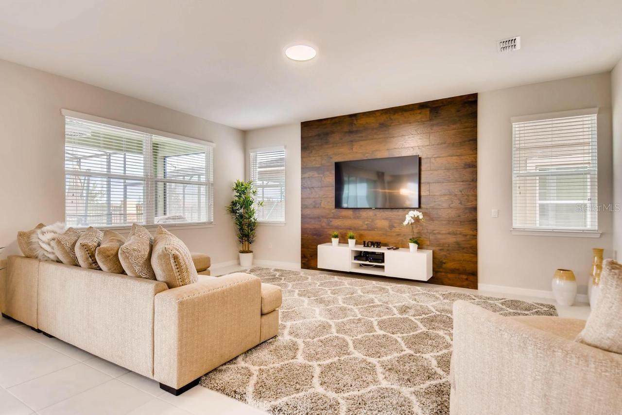 Image 3 of 47 For 9035 Sunshine Ridge Loop