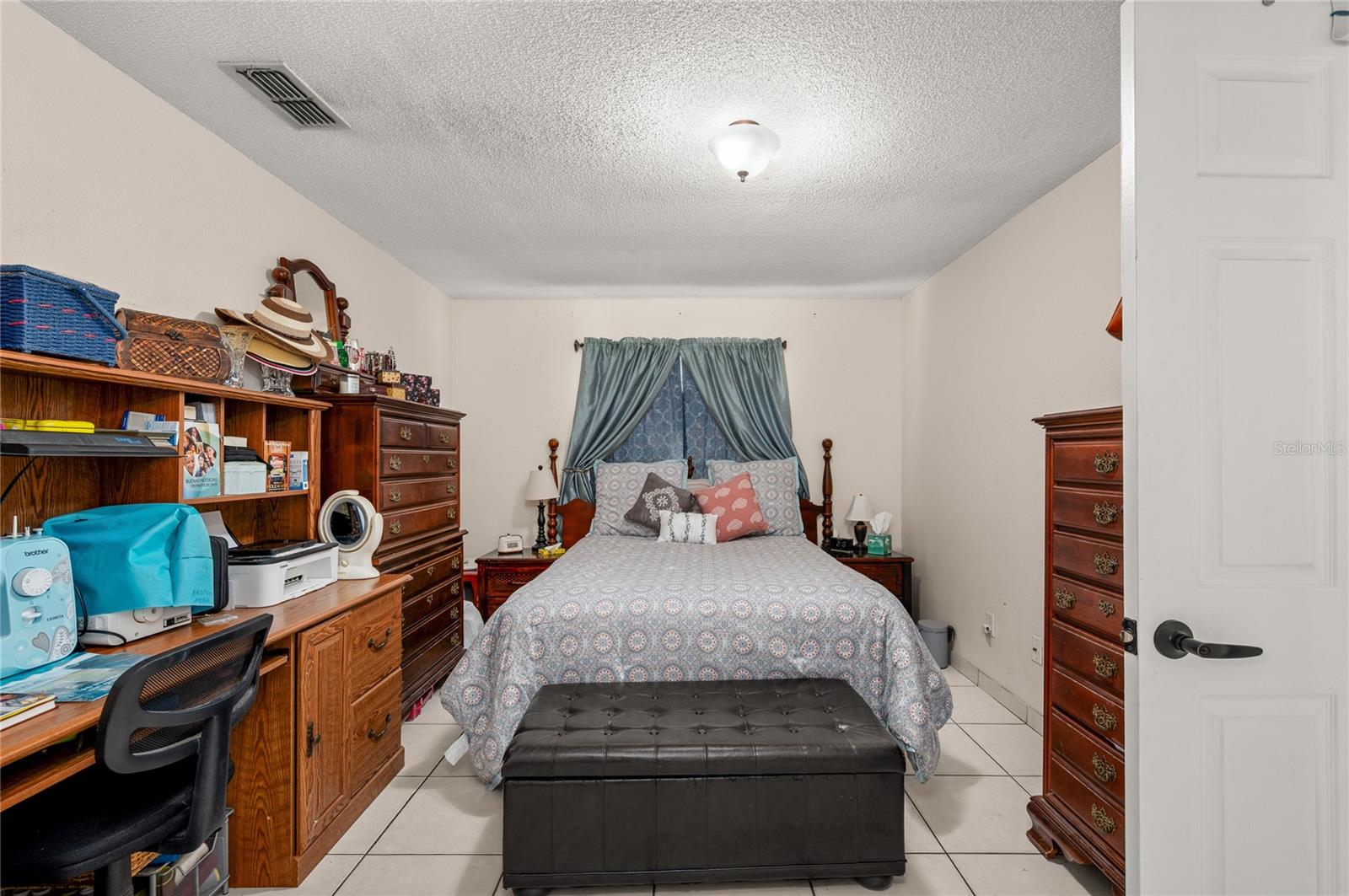 Image 15 of 31 For 2225 Santa Lucia Street