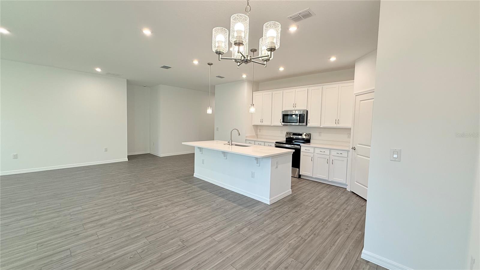 Image 13 of 28 For 1315 Normandy Drive