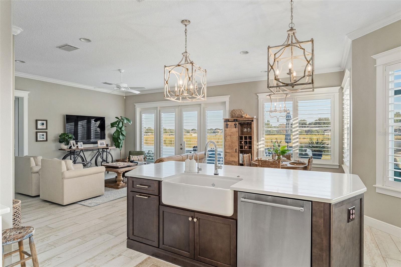 Image 11 of 33 For 16744 Bay Club Drive