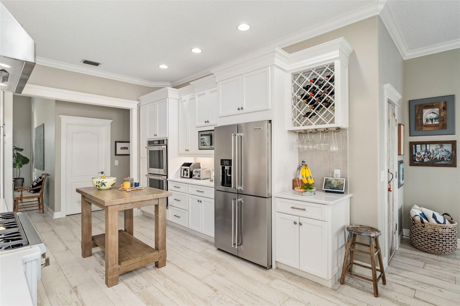 Image 9 of 33 For 16744 Bay Club Drive