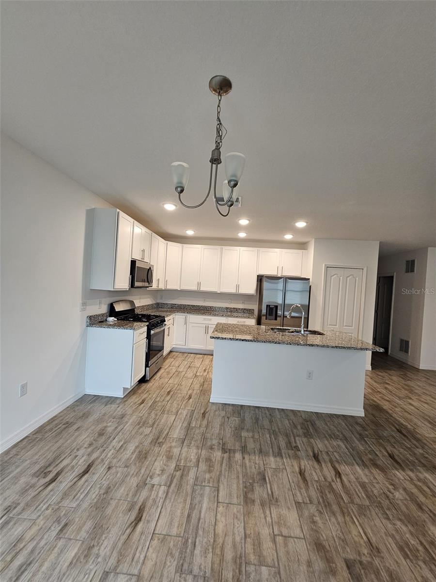 Image 16 of 43 For 1408 Oak Marsh Street