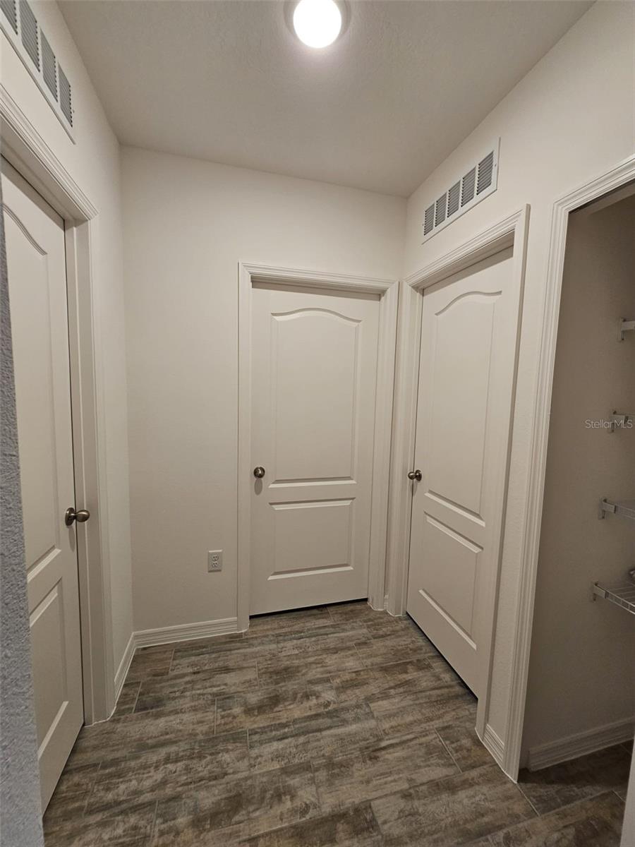 Image 24 of 43 For 1408 Oak Marsh Street