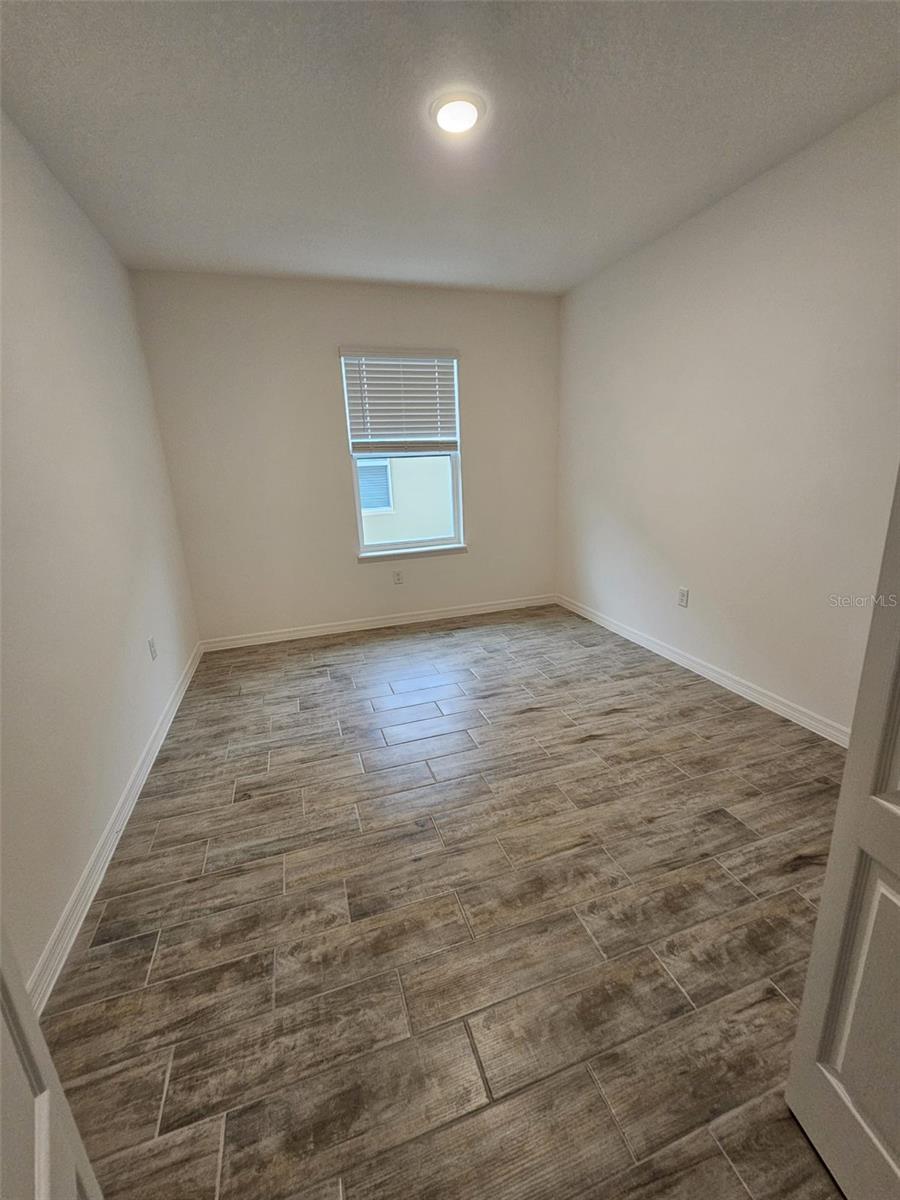 Image 36 of 43 For 1408 Oak Marsh Street