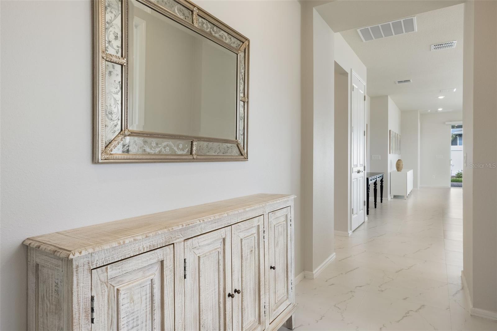 Image 8 of 36 For 13562 Pearl Beach Street