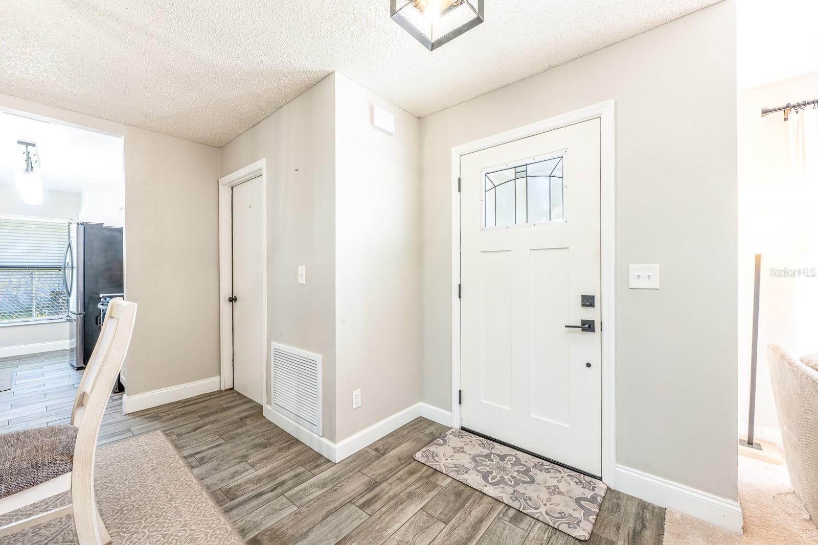 Image 10 of 51 For 3606 Tree Line Way