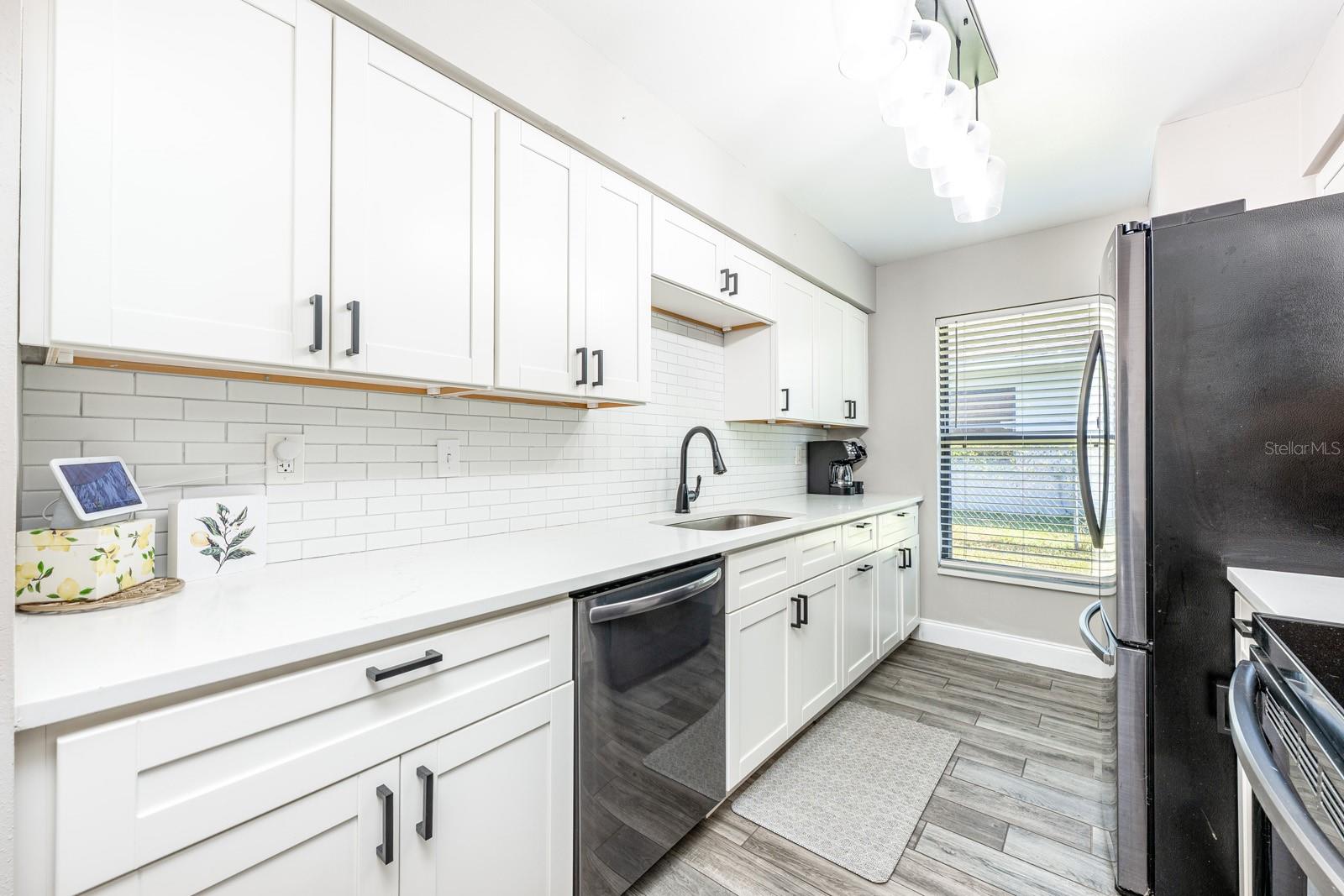 Image 11 of 51 For 3606 Tree Line Way