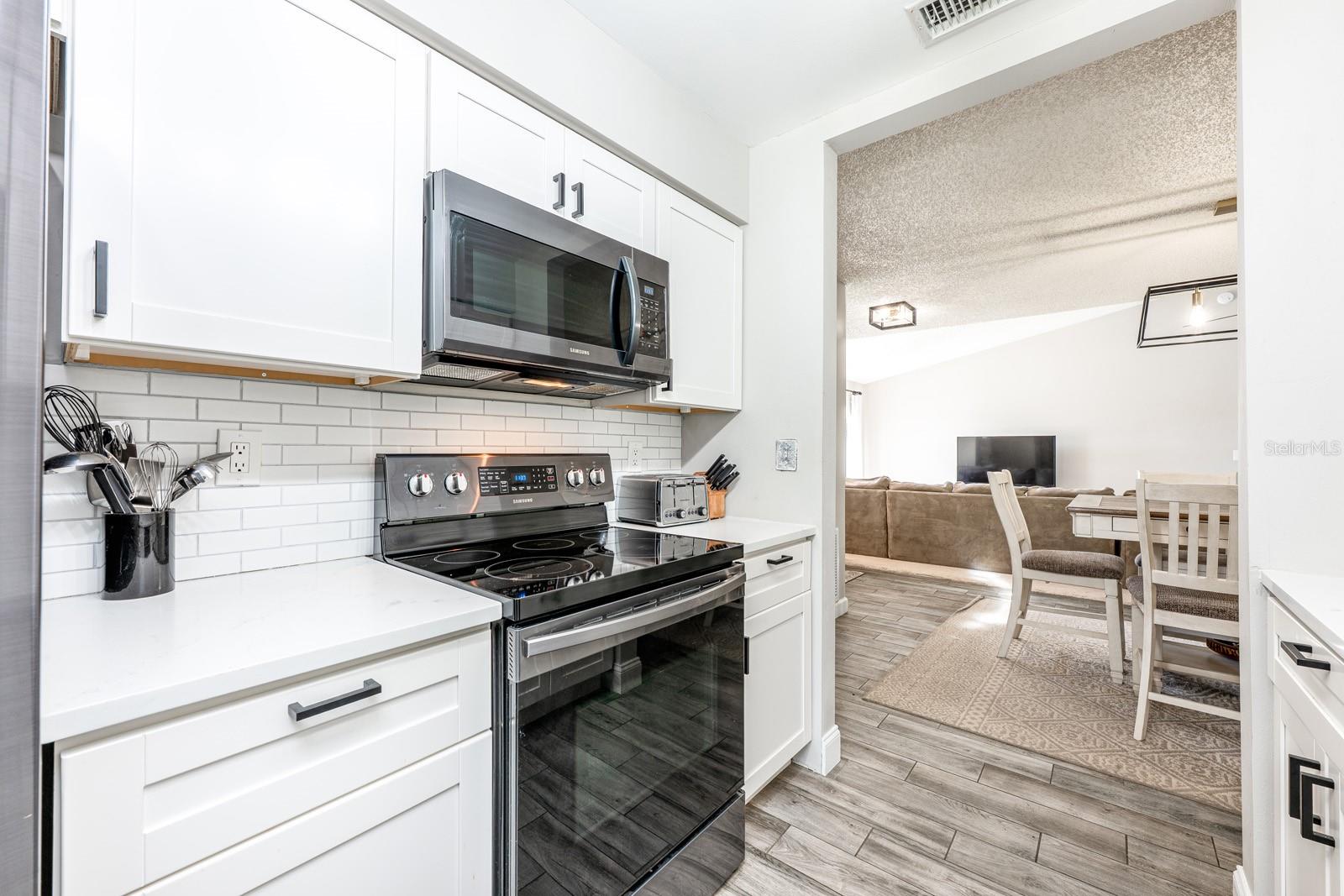 Image 14 of 51 For 3606 Tree Line Way