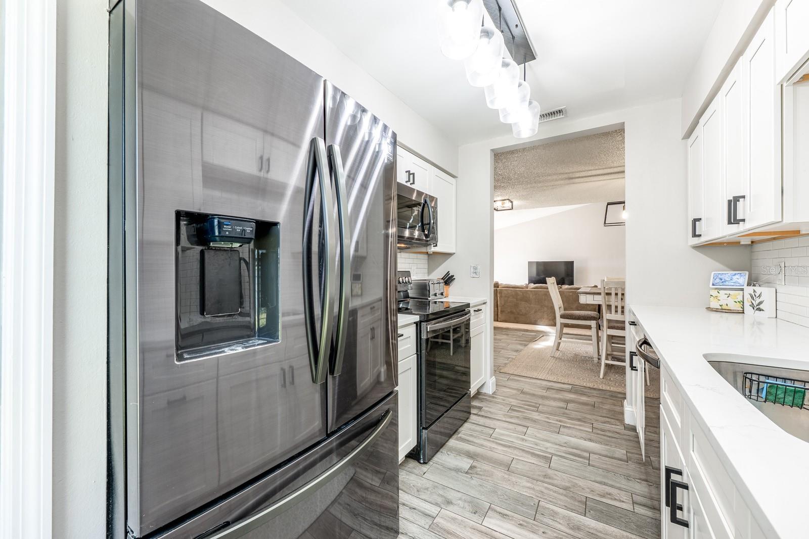 Image 17 of 51 For 3606 Tree Line Way