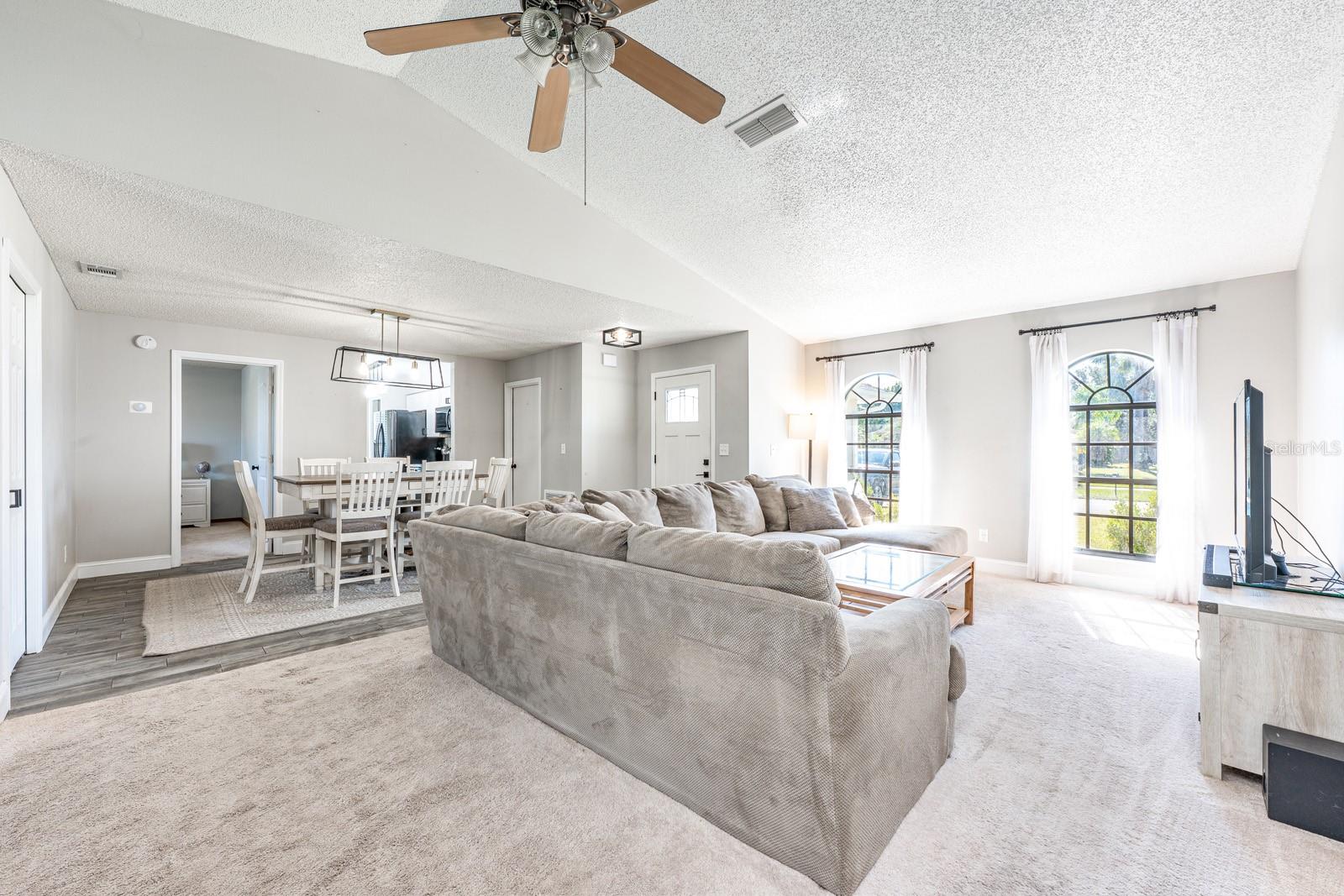 Image 21 of 51 For 3606 Tree Line Way