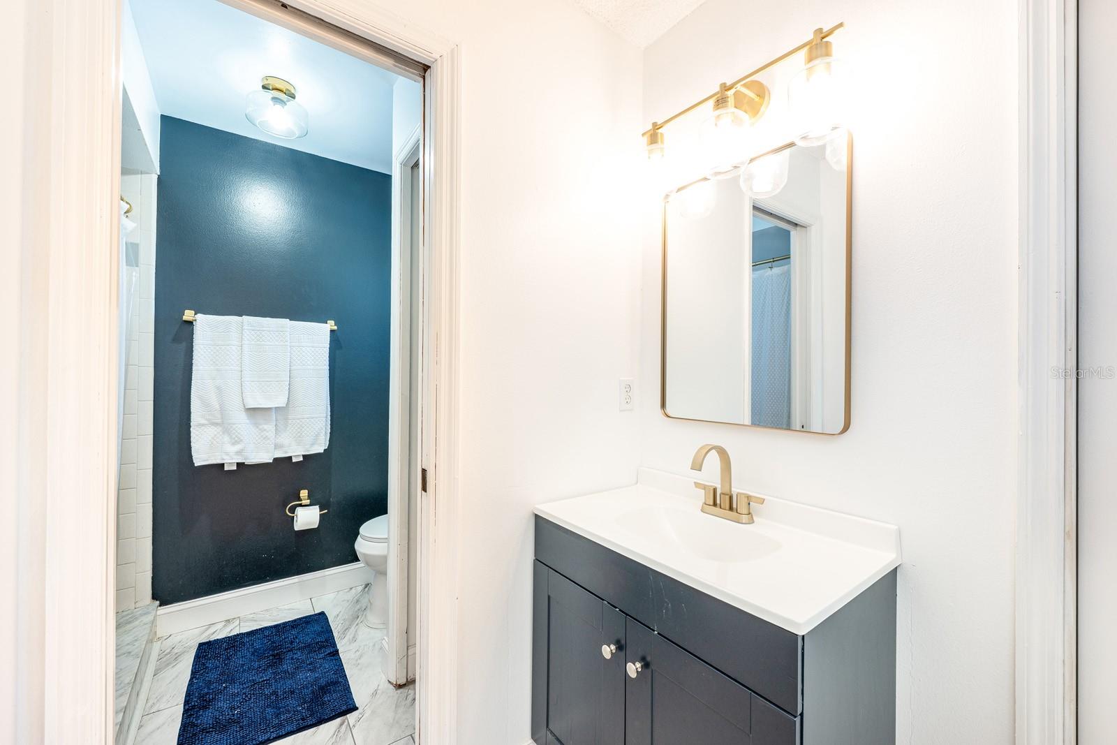 Image 36 of 51 For 3606 Tree Line Way