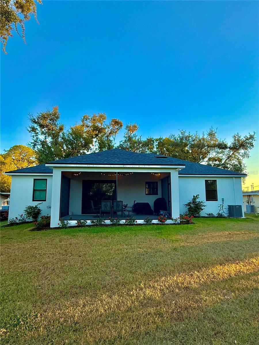 Image 2 of 18 For 5347 Antoinette Street