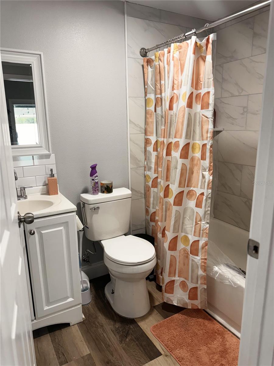 Image 23 of 26 For 100 Coleman Circle