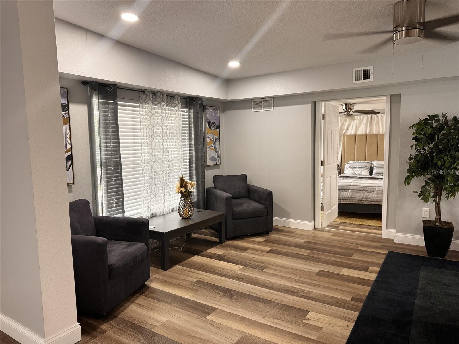 Image 5 of 26 For 100 Coleman Circle