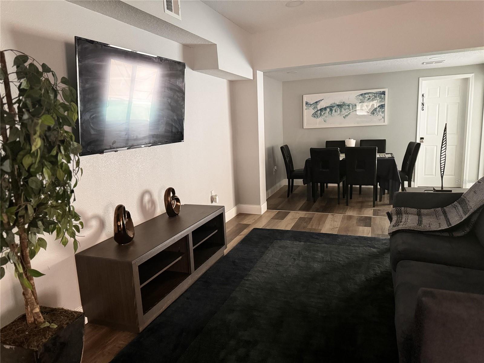 Image 6 of 26 For 100 Coleman Circle