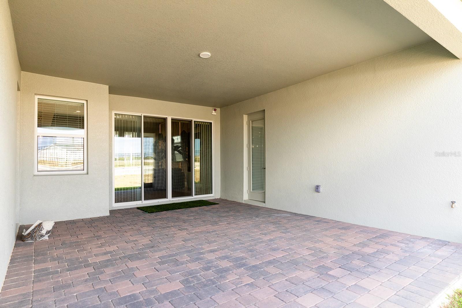 Image 36 of 40 For 3271 Roseville Drive